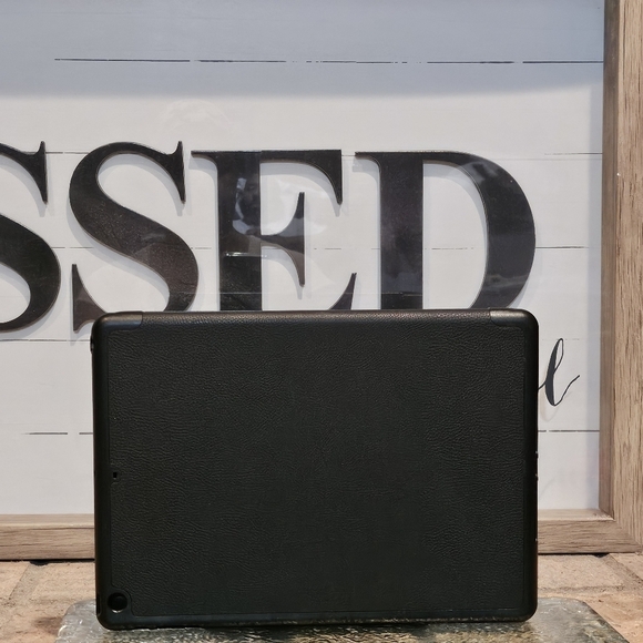 ZAGG Folio Black Backlit Hinged Wireless Keyboard Case For iPad Air in Box - Picture 4 of 12